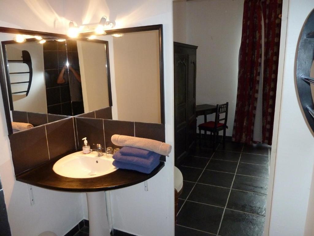 Le Vieux Vauvert Bed & Breakfast โรเชอร์กอร์บง ห้อง รูปภาพ