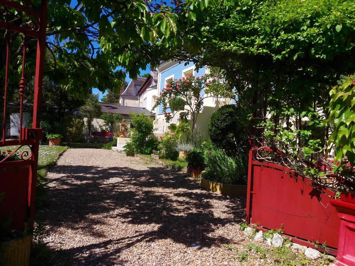 Le Vieux Vauvert Bed & Breakfast โรเชอร์กอร์บง ภายนอก รูปภาพ