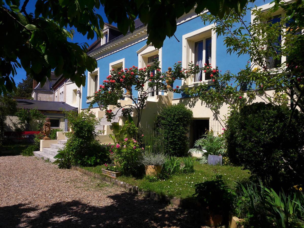 Le Vieux Vauvert Bed & Breakfast โรเชอร์กอร์บง ภายนอก รูปภาพ